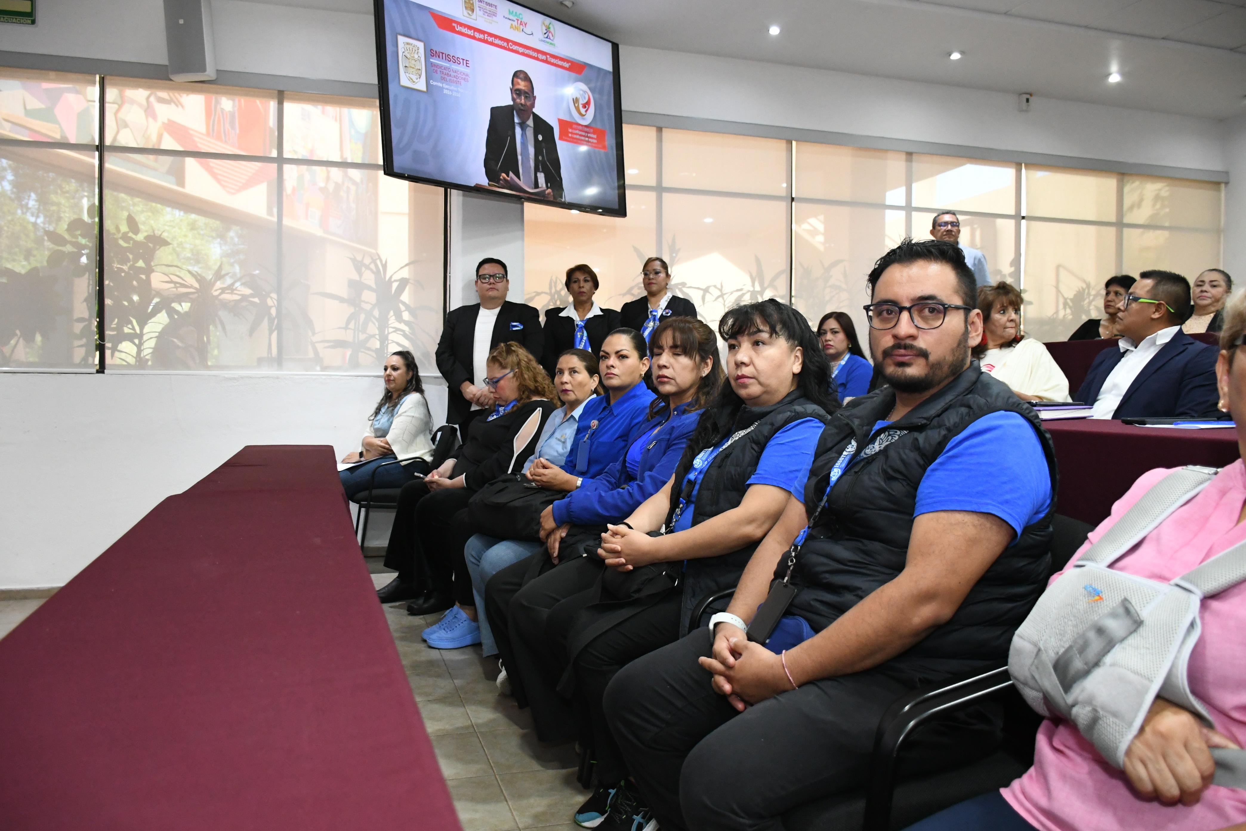 Inicio de actividades de capacitación con la Jornada Especial “La Confianza y Unidad se Construye en Equipo”